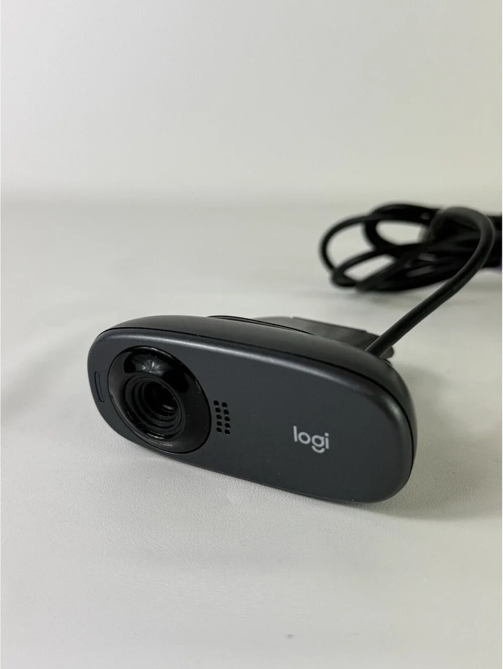 Logi V-U0018 USB 2.0 Webcam 720p Built-in Microphone Black 860-000441